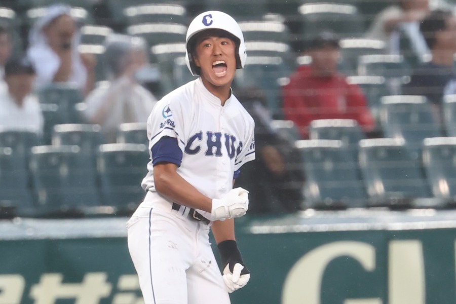 豊橋中央・小原 圭大郎【写真：加治屋友輝】