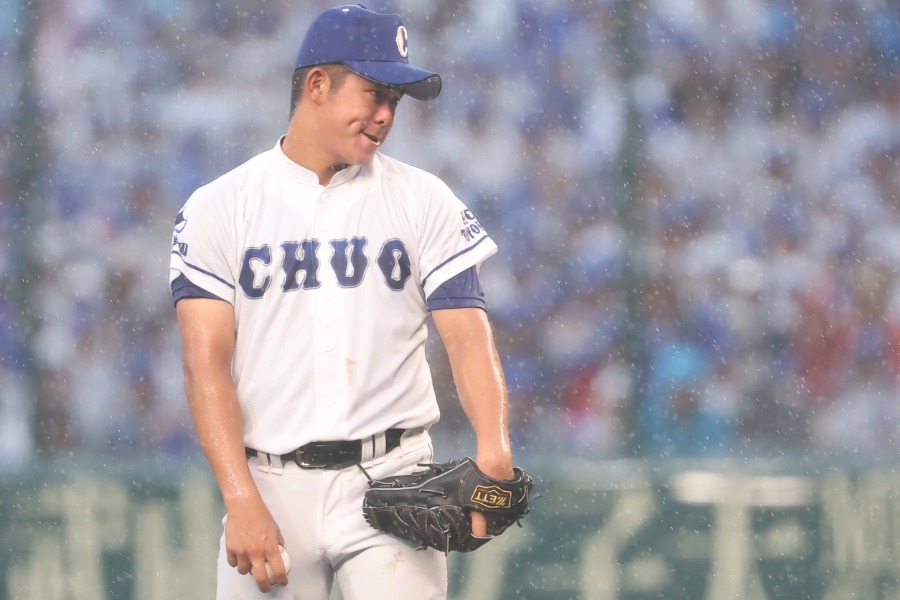 猪木顔でピンチを脱した豊橋中央・高橋大喜地【写真：加治屋友輝】