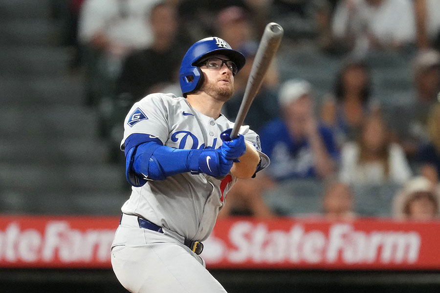 17号本塁打を放ったドジャースのマックス・マンシー【写真：ロイター】