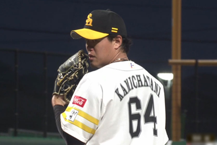 くふうハヤテ戦に登板したソフトバンク・上茶谷大河【画像：パーソル パ・リーグTV】