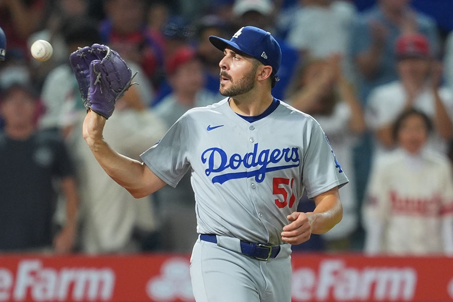 エンゼルス戦の9回に登板したドジャースのアレックス・ベシア【写真：ロイター】