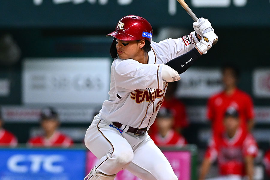 楽天・黒川史陽【写真：古川剛伊】