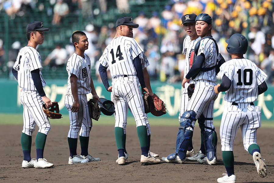 仙台育英戦を戦った開星ナイン【写真：加治屋友輝】