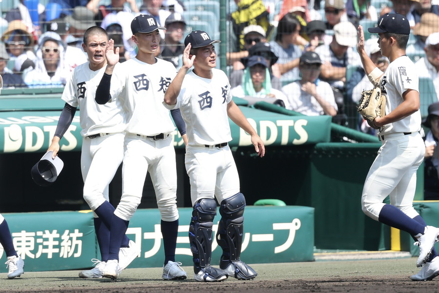 東洋大姫路と戦う西日本短大ナイン【写真：加治屋友輝】