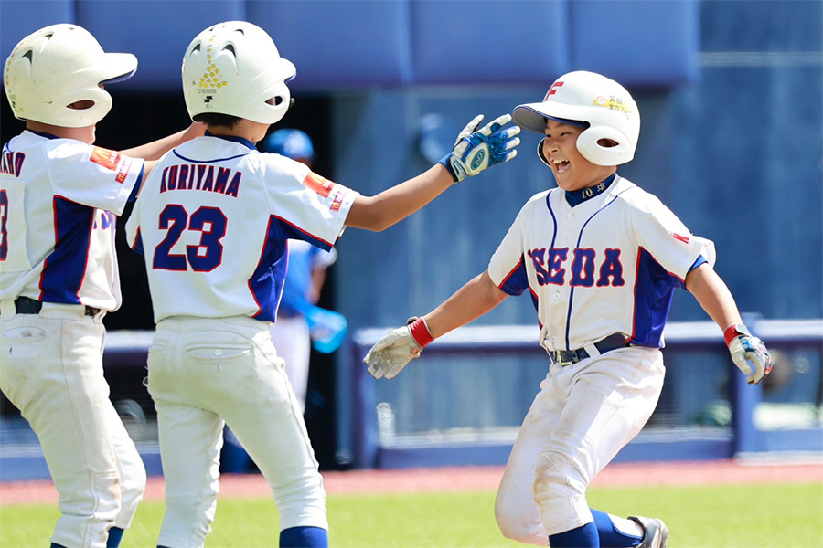 藤本、夏山（写真）の2者連続本塁打で追い上げた伊勢田ファイターズ【写真：小池義弘】