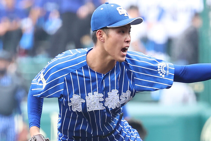 青藍泰斗・永井竣也【写真：加治屋友輝】