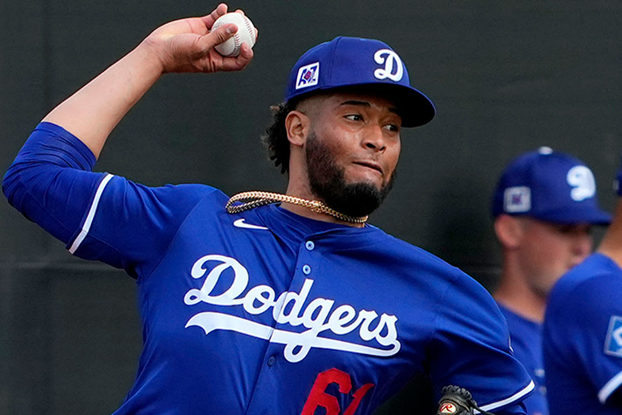 ドジャース時代のフリアン・フェルナンデス【写真：アフロ】