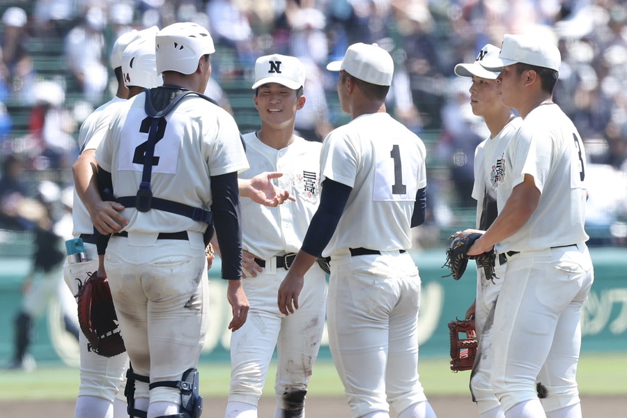日大三ナイン【写真：加治屋友輝】