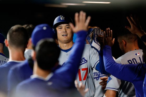 大谷翔平 セイコー アストロン＞ 大谷翔平選手の偉業を表す、特別カラーの