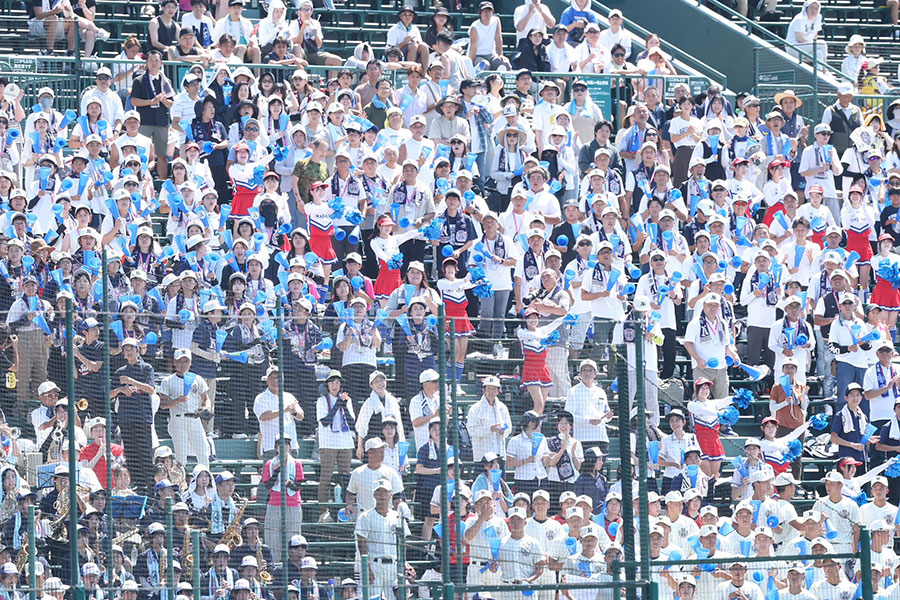 日大三アルプス【写真：加治屋友輝】
