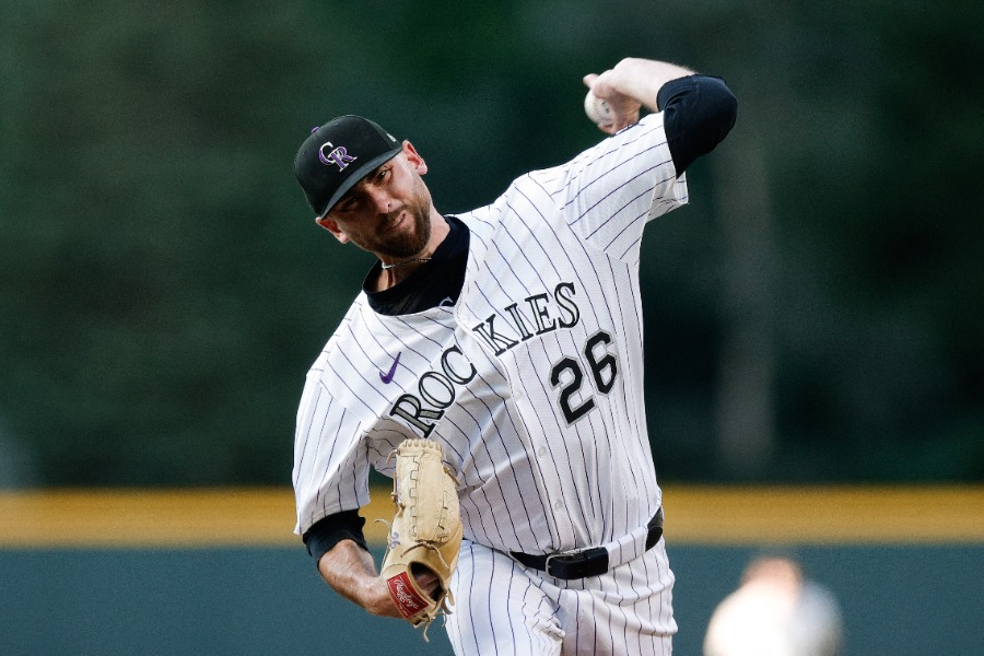 ドジャース戦に登板したオースティン・ゴンバー【写真：ロイター】