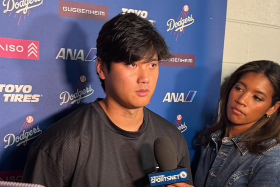 試合後に取材に応じたドジャース・大谷翔平【写真：上野明洸】