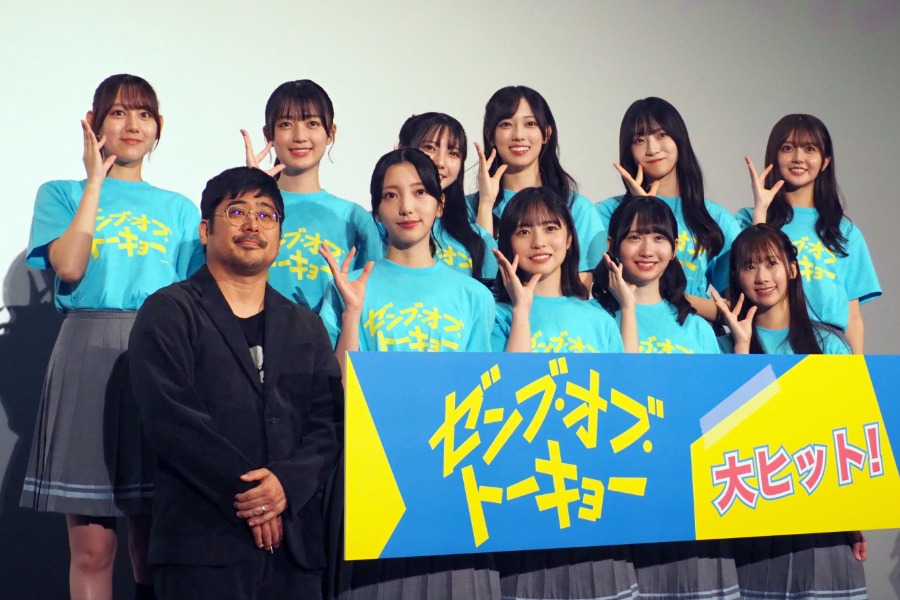 日向坂46の石塚瑶季さん（右下）【写真提供：産経新聞社】