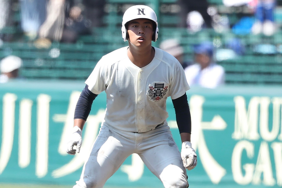 県岐阜商戦で決勝打を放った日大三・近藤優樹【写真:加治屋友輝】