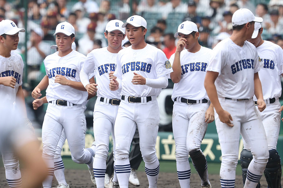 県岐阜商ナイン【写真:加治屋友輝】