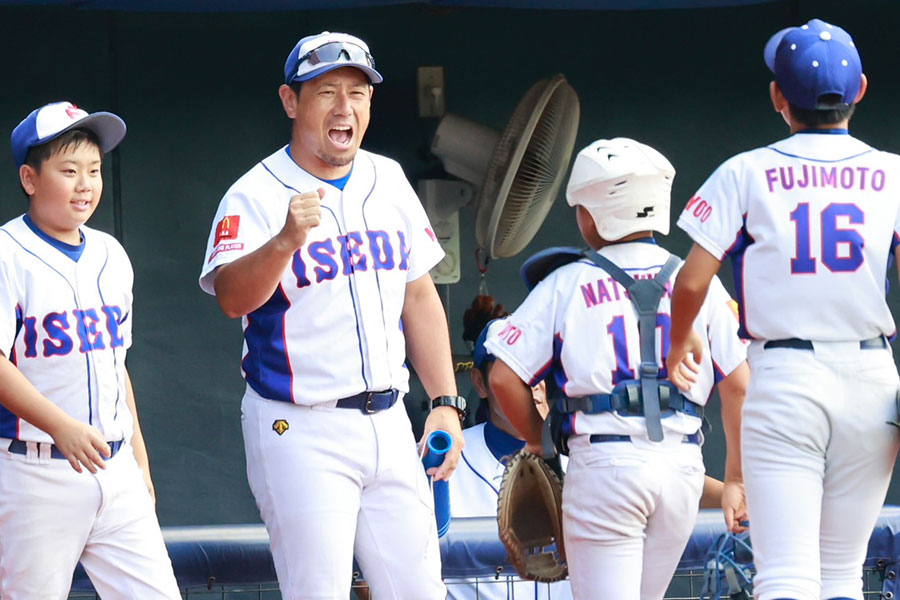 伊勢田ファイターズ・幸智之監督【写真：小池義弘】