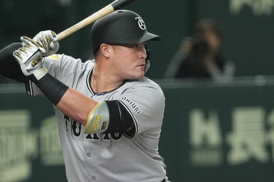 巨人・リチャード【写真：小林靖】