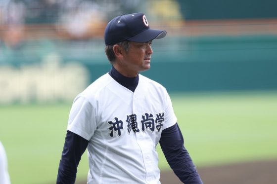 甲子園優勝したのに…SNSで話題「冷静すぎて笑う」 沖縄尚学監督