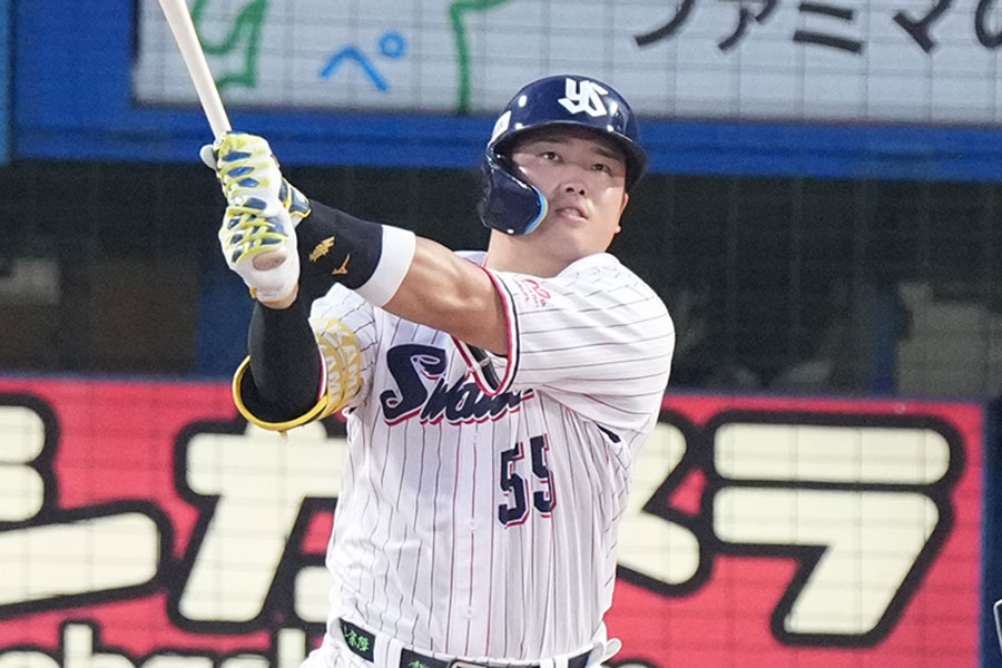 10号ソロを放ったヤクルト・村上宗隆【写真提供：産経新聞社】