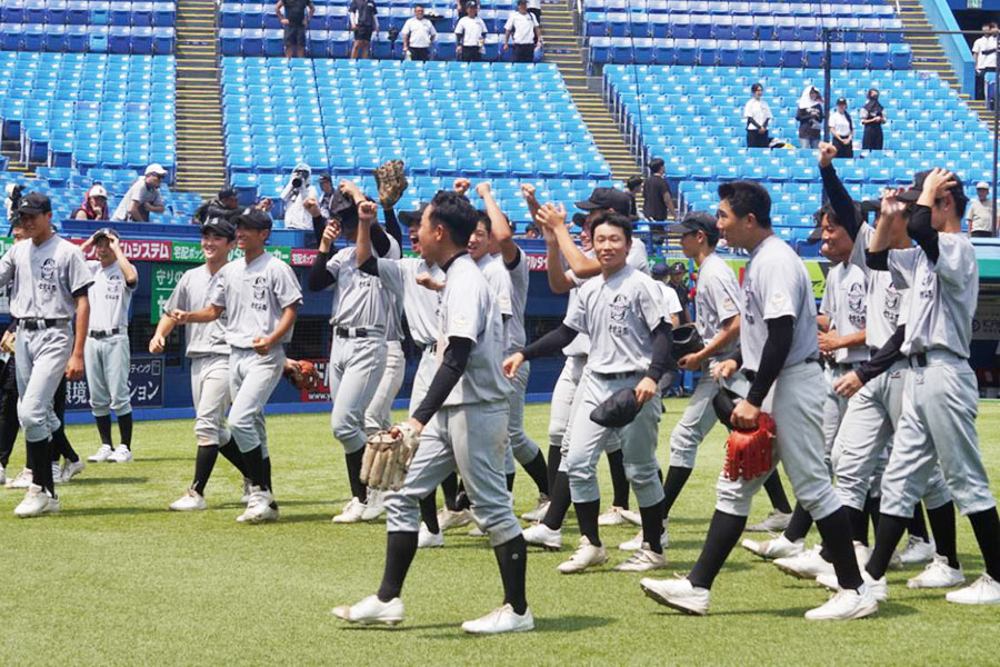 3年連続出場を果たした世田谷西リトルシニアナイン【写真：尾辻剛】
