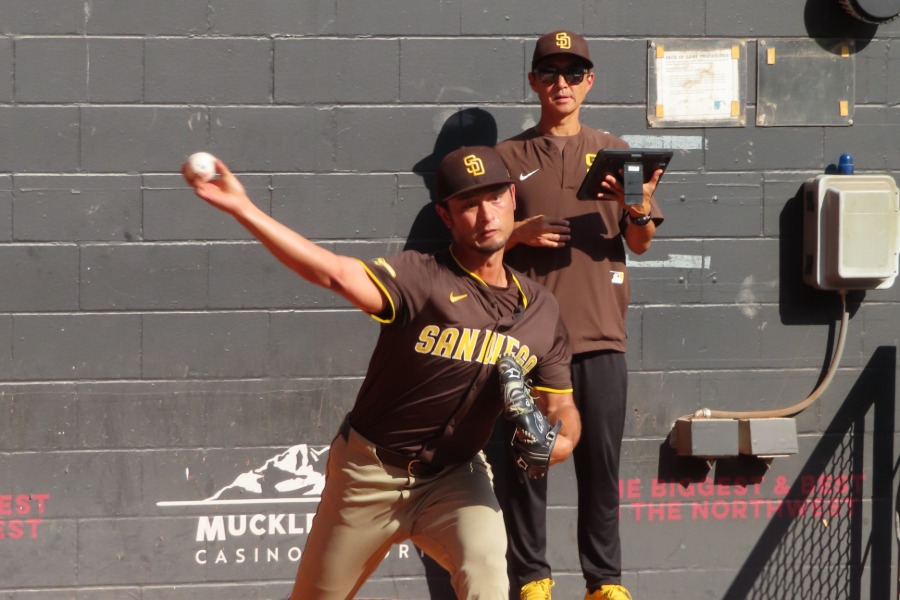 ブルペンで調整を行ったパドレス・ダルビッシュ有【写真:木崎英夫】