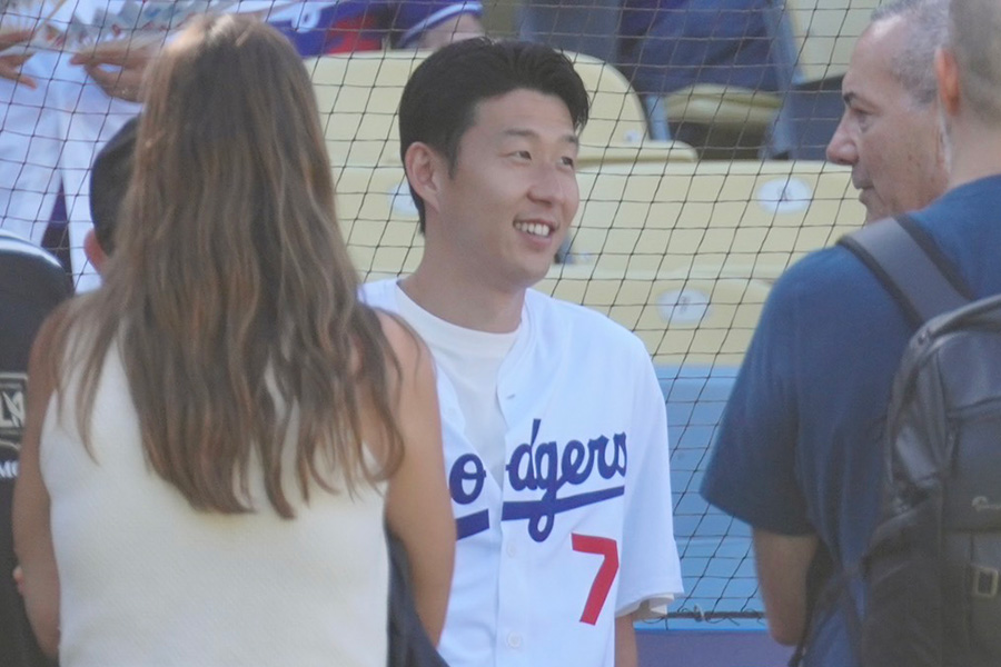 ドジャースタジアムに姿を見せたソン・フンミン【写真：上野明洸】