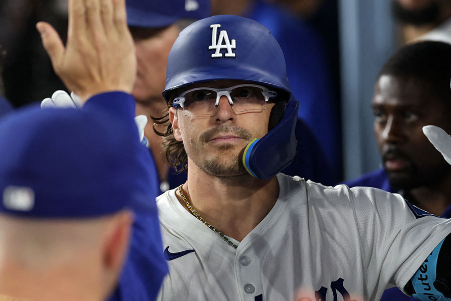 ドジャースFAのエンリケ・ヘルナンデス【写真:ロイター】