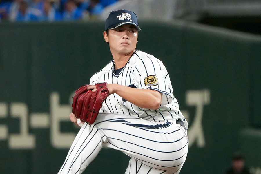 JR西日本の補強選手として登板した高田萌生【写真：町田利衣】