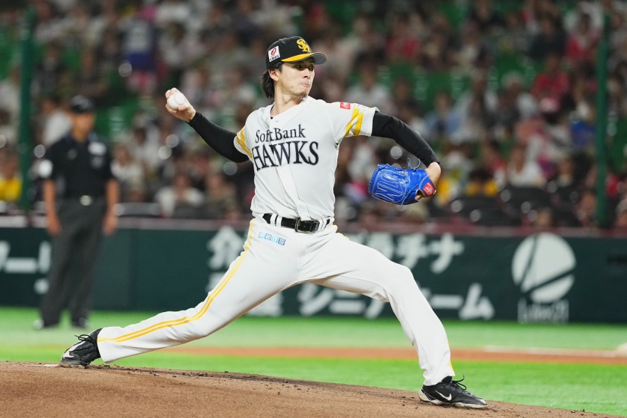 オリックス戦に先発したソフトバンク・上沢直之【写真：小林靖】