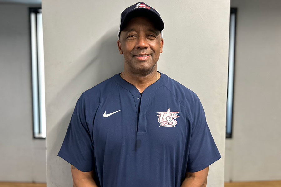 米国代表の警備を務めるロレンゾ・グレンさん【写真:木村竜也】