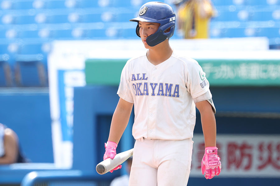 173センチ74キロのサイズから軽快なプレーを披露する【写真：加治屋友輝】