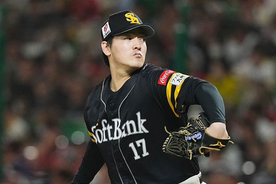 楽天戦に先発したソフトバンク・有原航平【写真：小林靖】