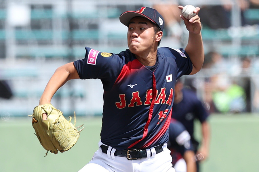 キューバ戦に先発した侍ジャパン・下重賢慎【写真：加治屋友輝】