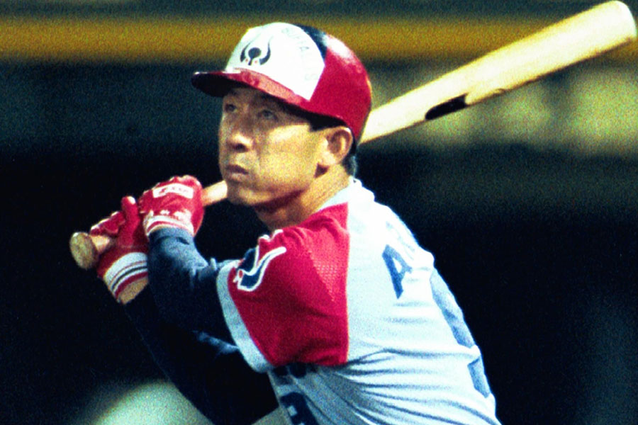 近鉄時代の新井宏昌氏【写真提供：産経新聞社】