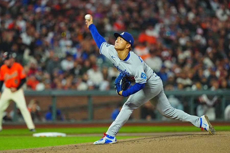 先発したドジャース・山本由伸【写真：荒川祐史】