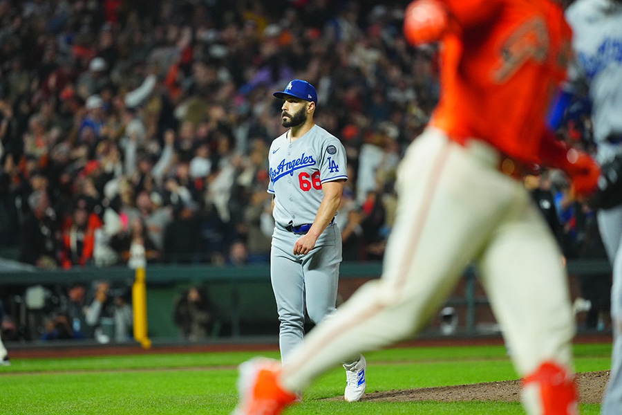 サヨナラ本塁打を浴びたドジャースのタナー・スコット【写真：荒川祐史】