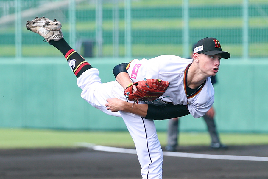 ドイツ代表のアプル・バウム・トム【写真：加治屋友輝】