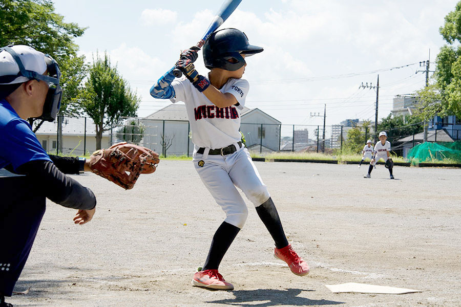 地面を掴みパワーを伝える「逆スクワット」とは（写真はイメージ）