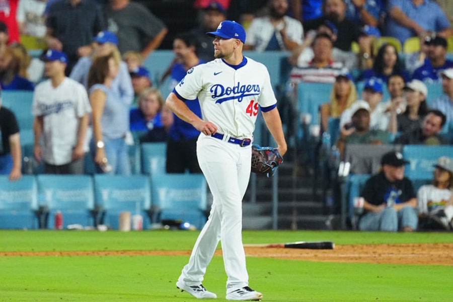 本塁打を打たれたドジャースのブレイク・トライネン【写真：荒川祐史】