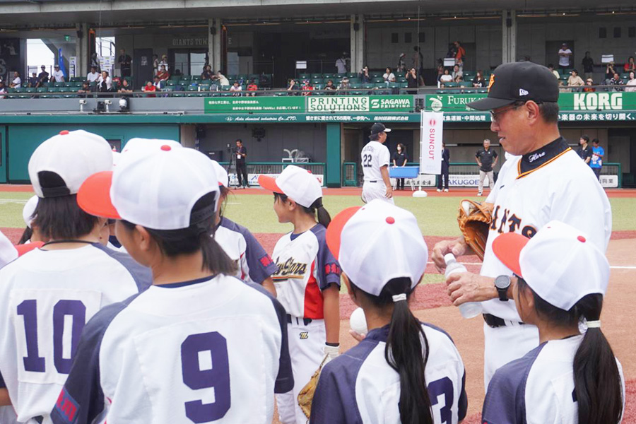 イベントには小学生の女子選手203人が参加した【写真：尾辻剛】