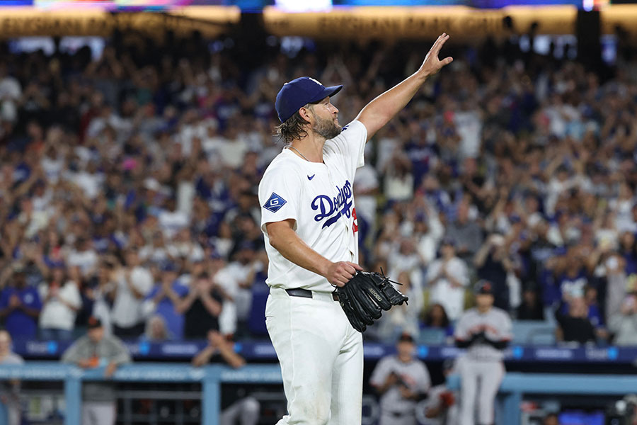 ジャイアンツ戦に登板したドジャースのクレイトン・カーショー【写真:ロイター】