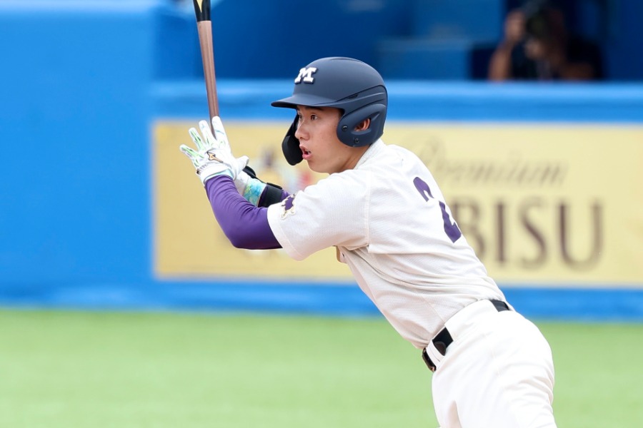 東大戦に出場した明大・小島大河【写真：加治屋友輝】