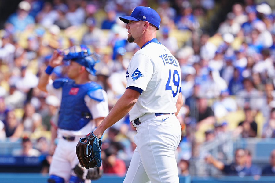 ジャイアンツで逆転を許したドジャースのブレイク・トライネン【写真：荒川祐史】
