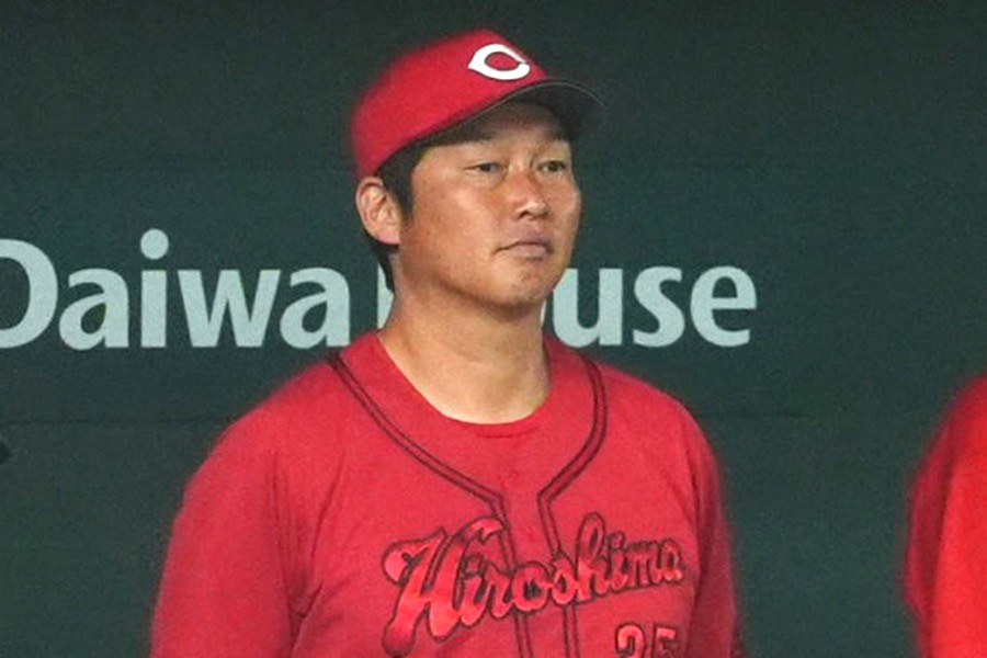 広島・新井貴浩監督【写真：小林靖】