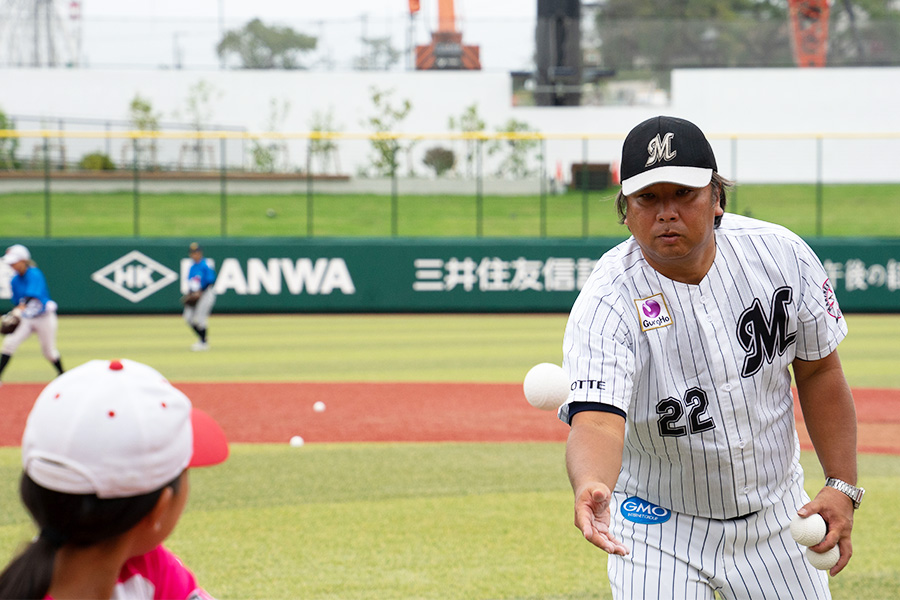 「女性のWBCもできる可能性がある」と里崎氏【写真：磯田健太郎】