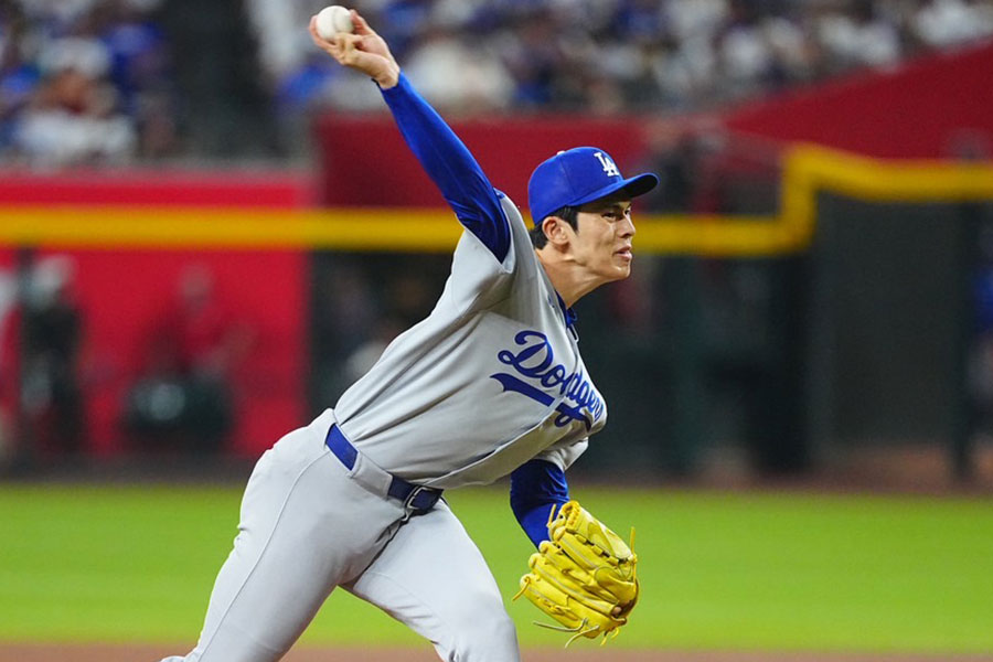 Dバックス戦に登板したドジャース・佐々木朗希【写真:荒川祐史】