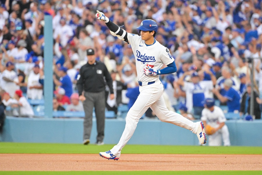先頭打者弾を放ったドジャース・大谷翔平【写真：ロイター】