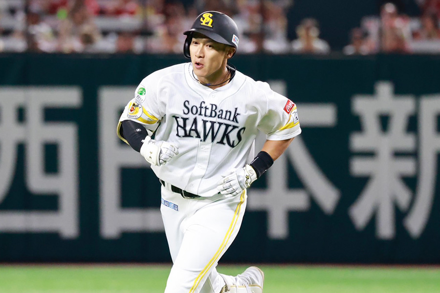オリックス戦で本塁打を放ったソフトバンク・柳田悠岐【写真：小池義弘】