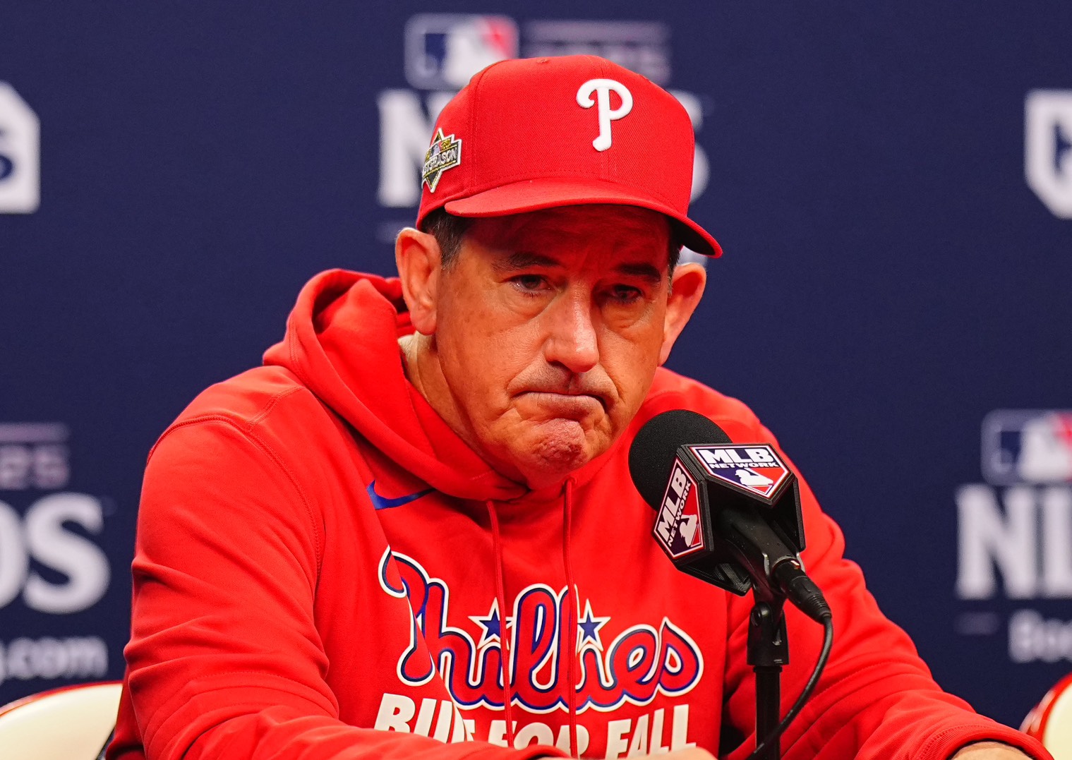 フィリーズ・トムソン監督【写真：荒川祐史】