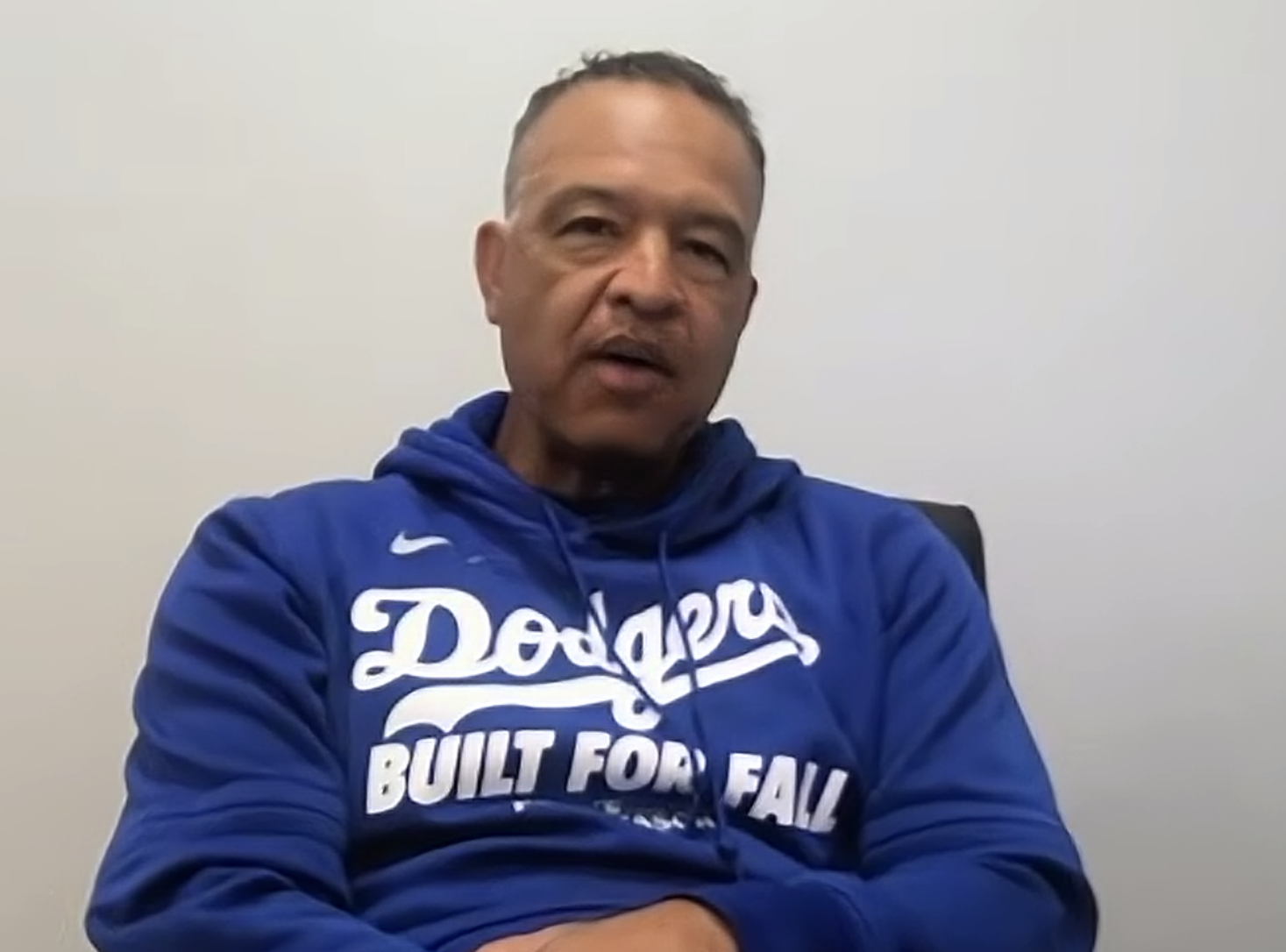 ドジャース・ロバーツ監督【写真はスクリーンショット】